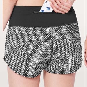 Lululemon Speed Up Short Hi-Rise *2.5"